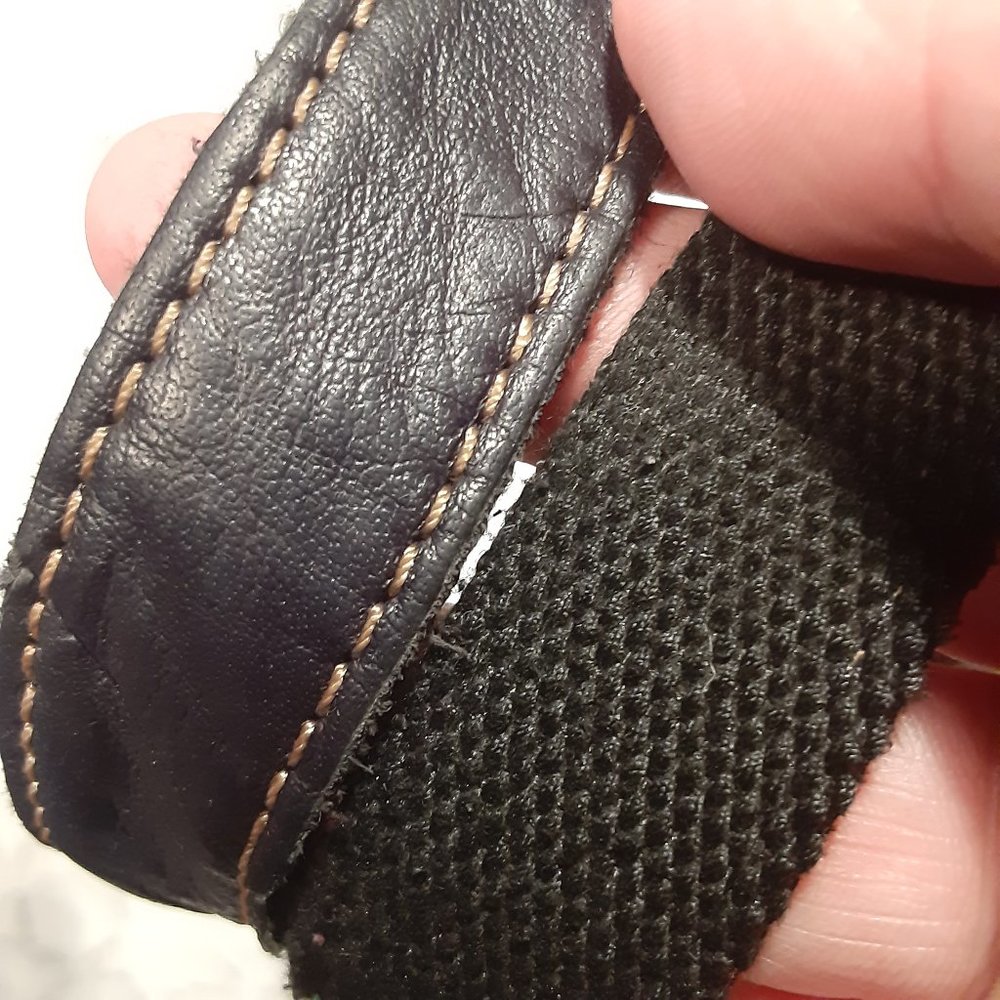 Jack Georges leather Voyager crossbody purse - Picture 6 of 8